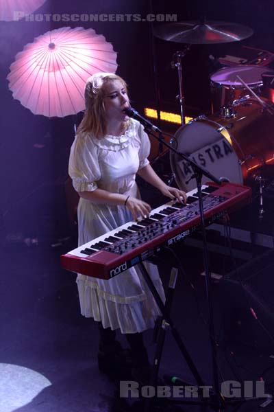 AUSTRA - 2013-11-07 - PARIS - La Cigale - 